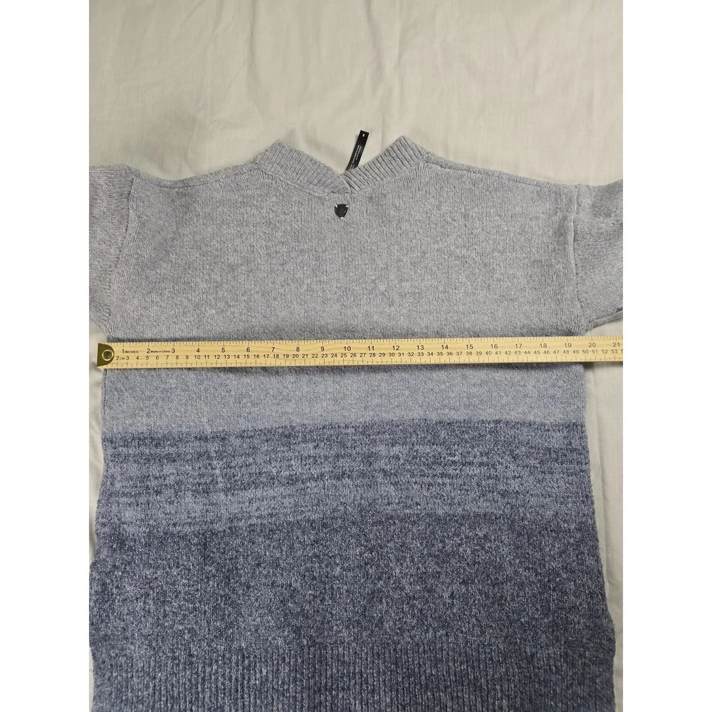 Kuhl Sweater Mens Small Blue Gradient Stripe Knit V Neck Pullover Winter